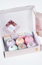 Load image into Gallery viewer, Natural Bath Bombs and Shower Steamers Gift Set - for anyone that like to Bath and Shower
