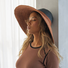 Load image into Gallery viewer, RIRI DUO Jute Handwoven Straw Hat in Burnt Sienna & Black