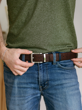 Load image into Gallery viewer, Cork Reversible Men&#39;s Belt (Brown/Navy)
