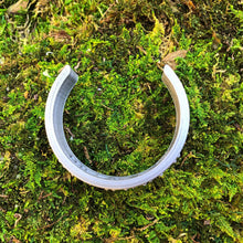 Load image into Gallery viewer, Herban Wisdom Eye Cream Braille ID Band
